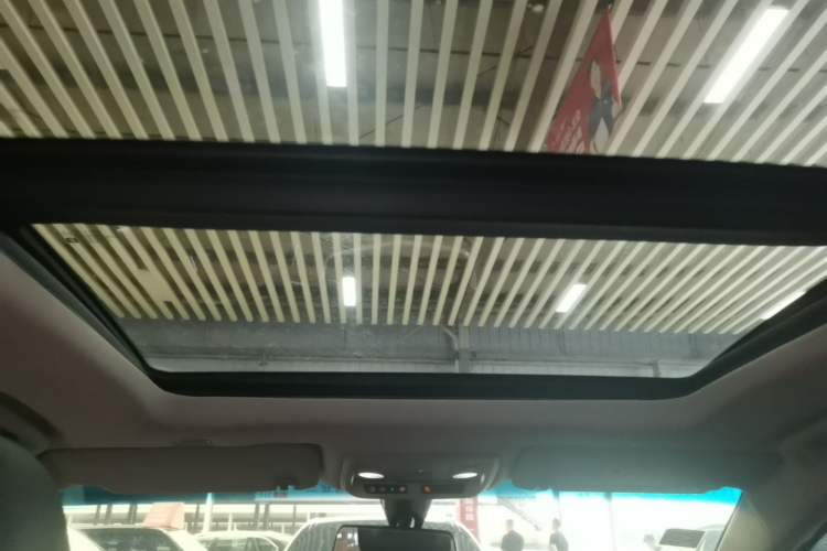 Used Cadillac XTS 2018 28T Tech Edition Headliner