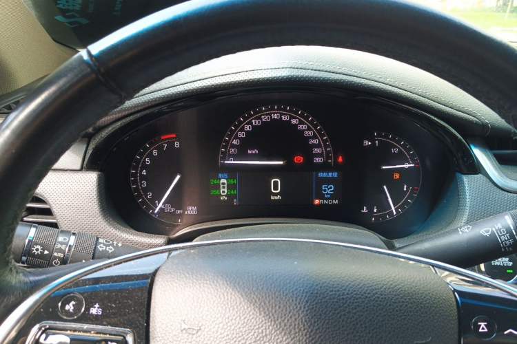 Used Cadillac XTS 2018 28T Tech Edition Instrument Cluster