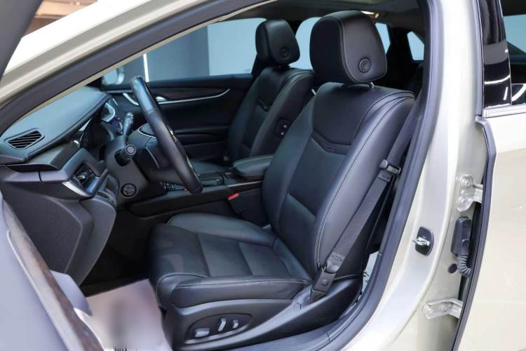 Used Cadillac XTS 2018 28T Luxury Edition Interior 9