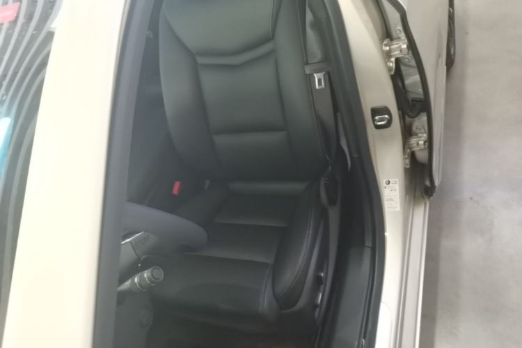 Used Cadillac XTS 2018 28T Tech Edition Left Front Seat