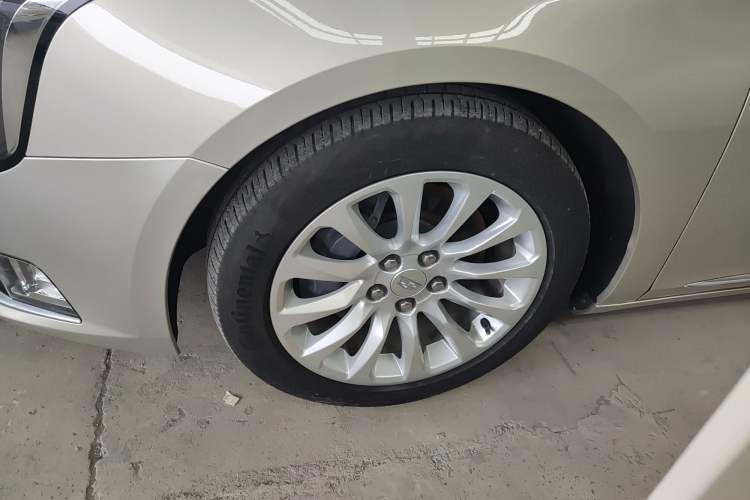 Used Cadillac XTS 2018 28T Elite Edition Left Front Wheel Hub