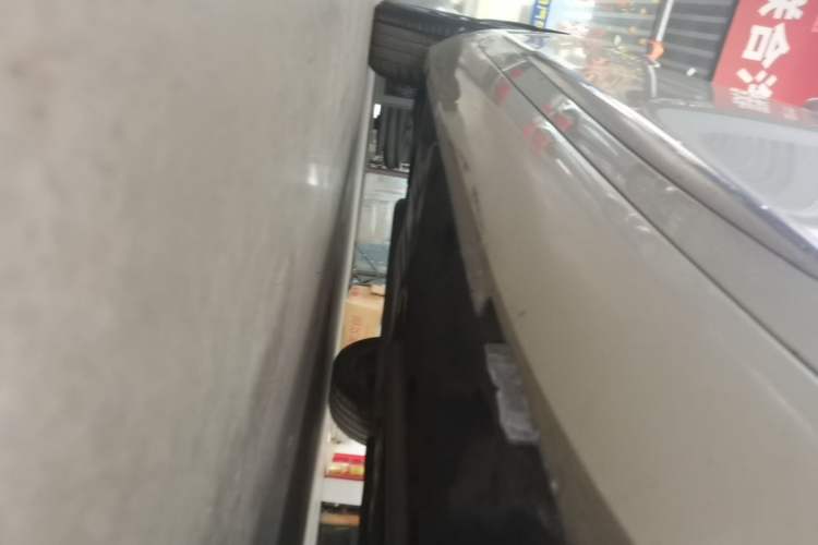 Used Cadillac XTS 2018 28T Tech Edition Right Side Sill