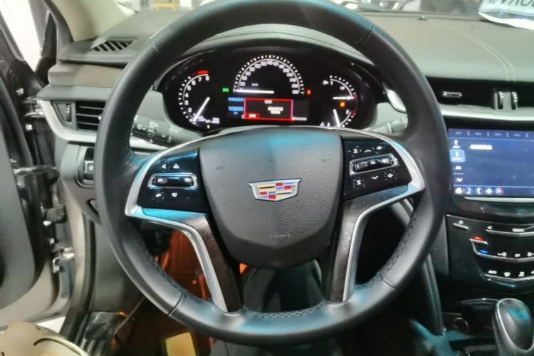 Used Cadillac XTS 2018 28T Elite Edition Steering Wheel