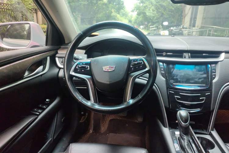 Used Cadillac XTS 2018 28T Elite Edition Steering Wheel