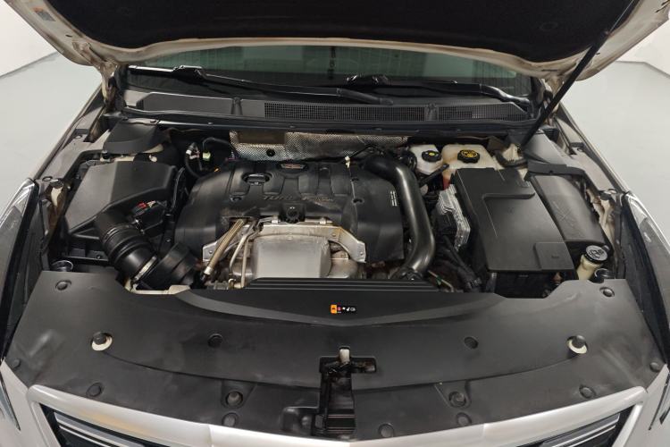 Used Cadillac XTS 2018 28T Elite Edition Engine Bay