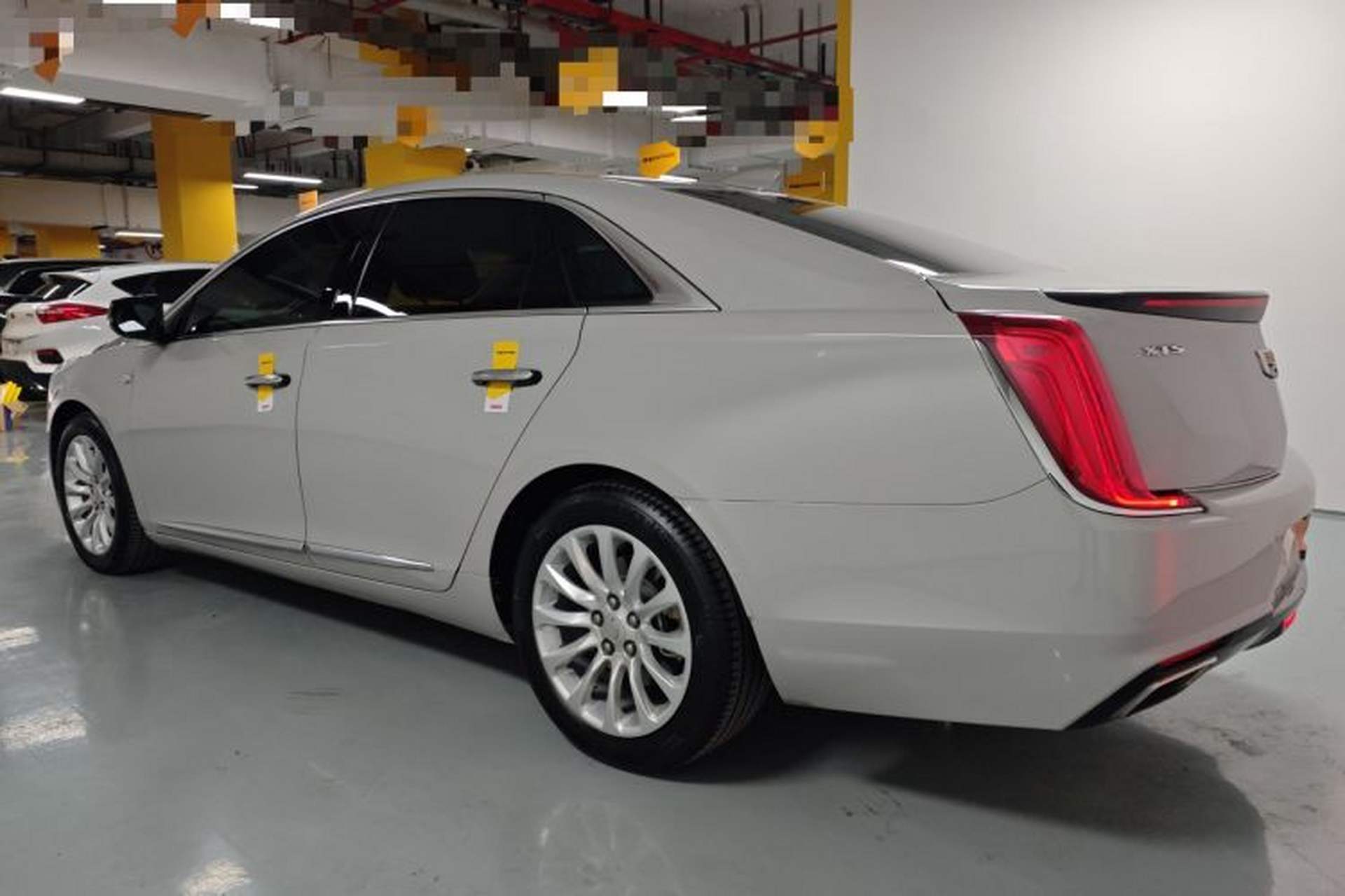 Used Cadillac XTS 2018 28T Elite Edition Exterior 3