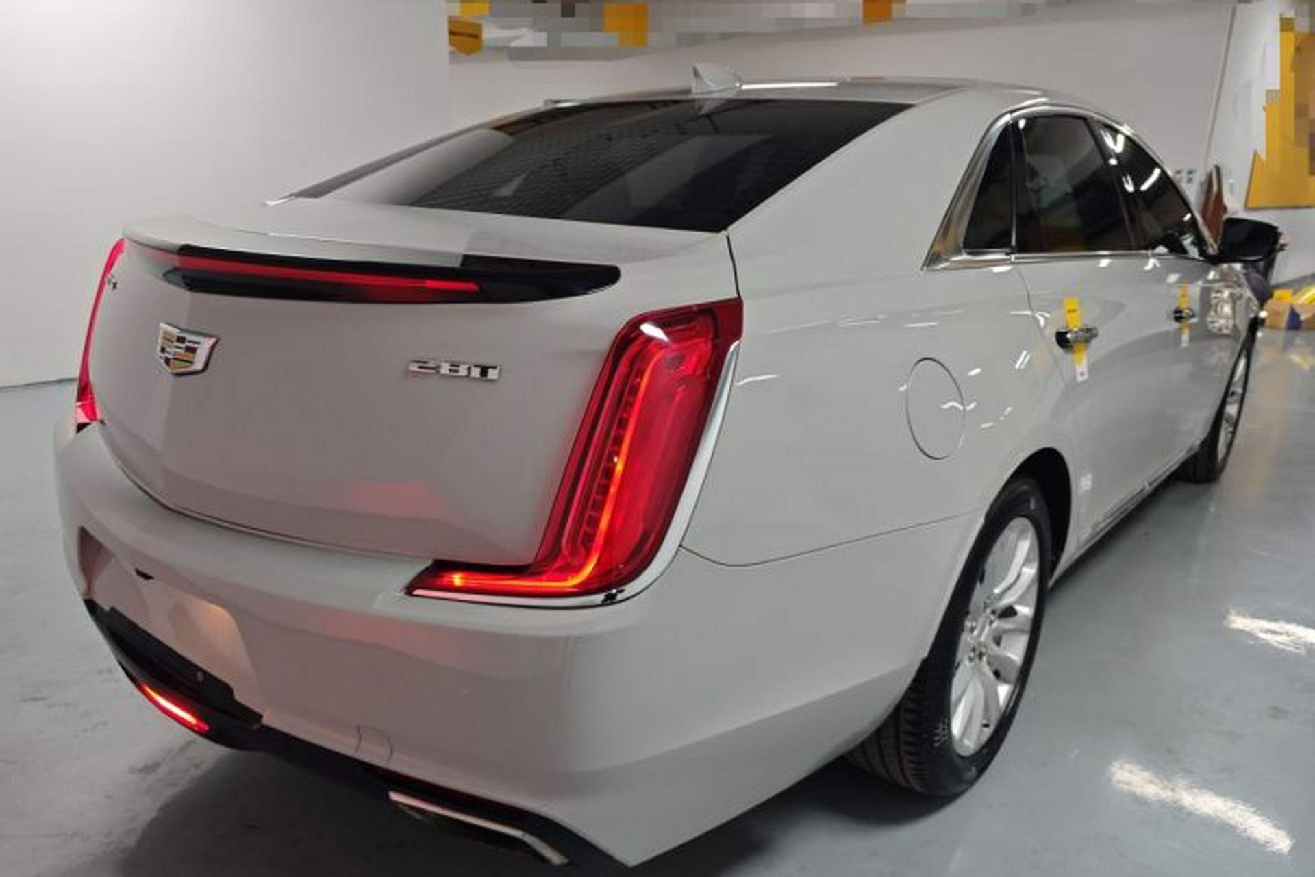 Used Cadillac XTS 2018 28T Elite Edition Exterior 5