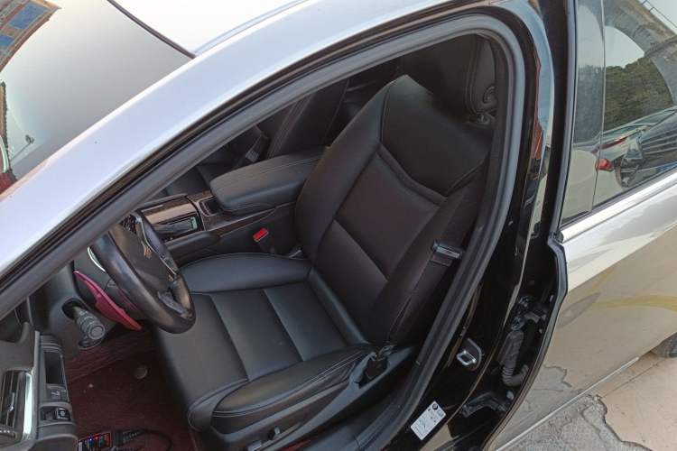 Used Cadillac XTS 2018 28T Tech Edition Left Front Seat