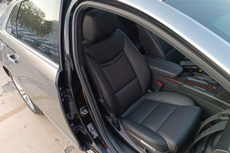 Used Cadillac XTS 2018 28T Tech Edition Right Front Seat
