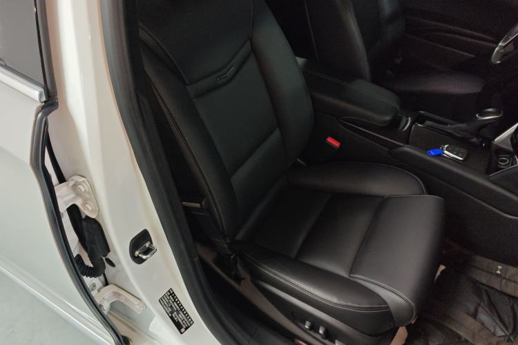Used Cadillac XTS 2018 28T Elite Edition Right Front Seat