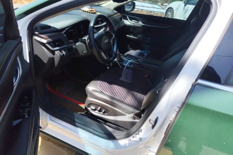 Used Cadillac XTS 2018 28T Elite Edition Driver Seat