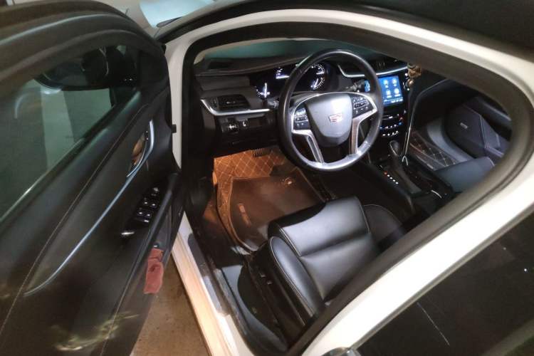 Used Cadillac XTS 2018 28T Tech Edition Driver Seat
