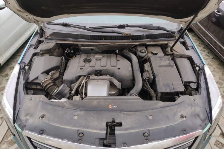 Used Cadillac XTS 2018 28T Elite Edition Engine Bay