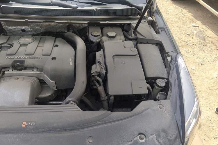 Used Cadillac XTS 2018 28T Tech Edition Engine Bay Left