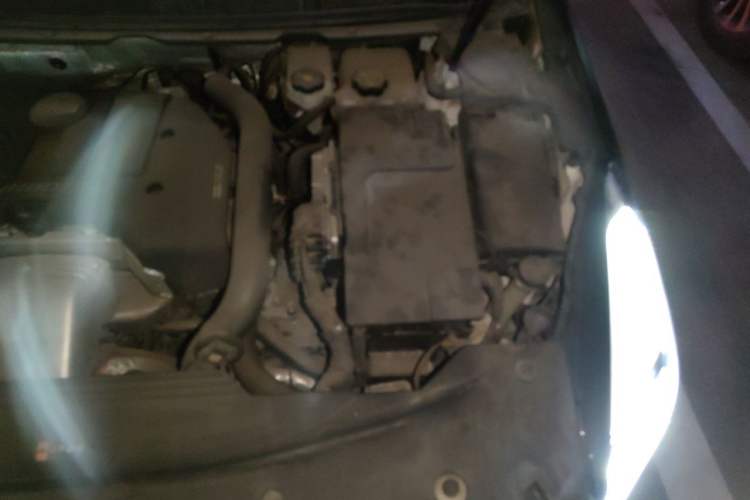 Used Cadillac XTS 2018 28T Tech Edition Engine Bay Left