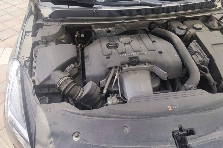 Used Cadillac XTS 2018 28T Tech Edition Engine Bay Right