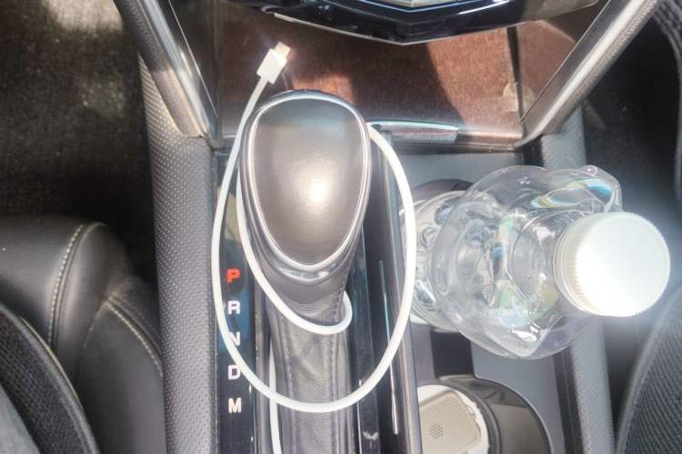 Used Cadillac XTS 2018 28T Tech Edition Gear Lever