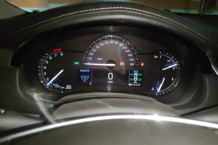 Used Cadillac XTS 2018 28T Tech Edition Instrument Cluster