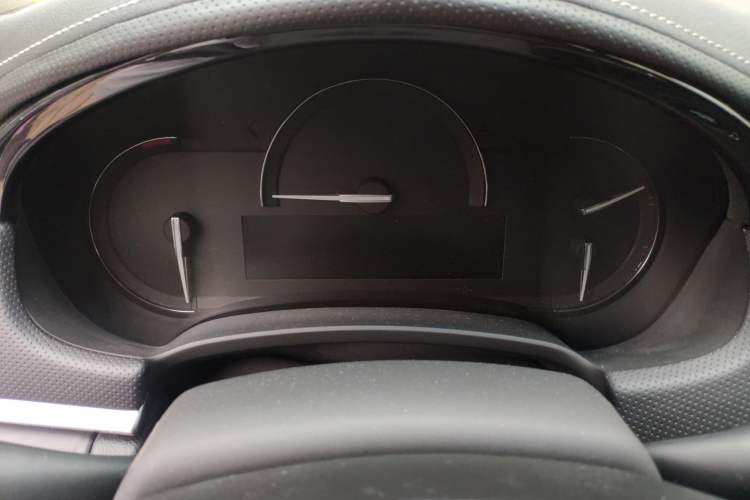 Used Cadillac XTS 2018 28T Elite Edition Instrument Cluster