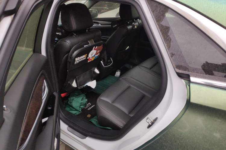 Used Cadillac XTS 2018 28T Elite Edition Left Rear Seat