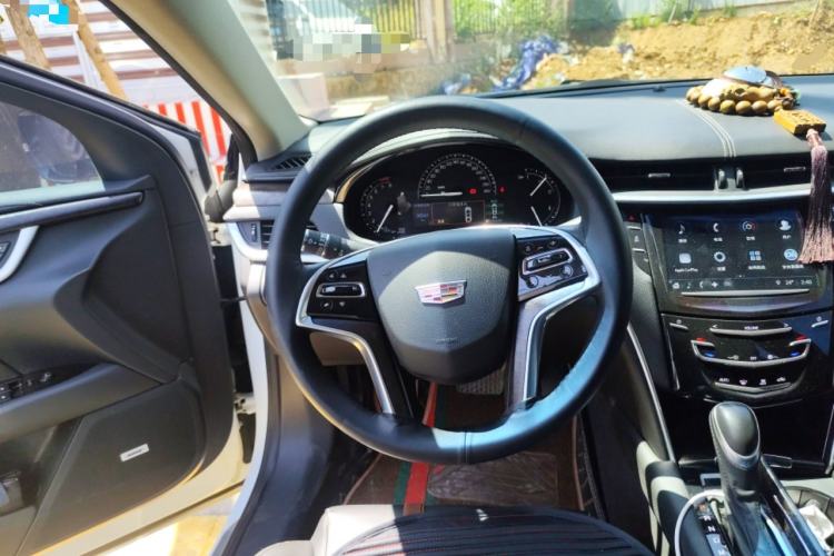 Used Cadillac XTS 2018 28T Elite Edition Steering Wheel