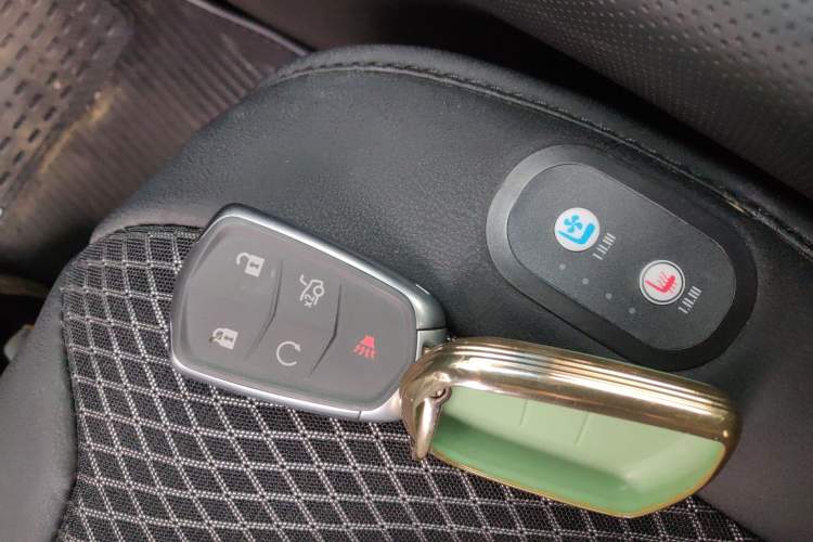 Used Cadillac XTS 2018 28T Elite Edition Vehicle Key