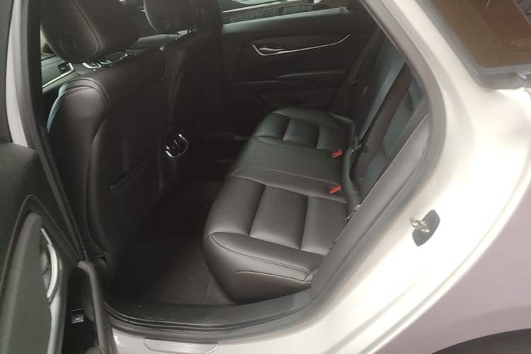 Used Cadillac XTS 2018 28T Tech Edition Left Rear Seat