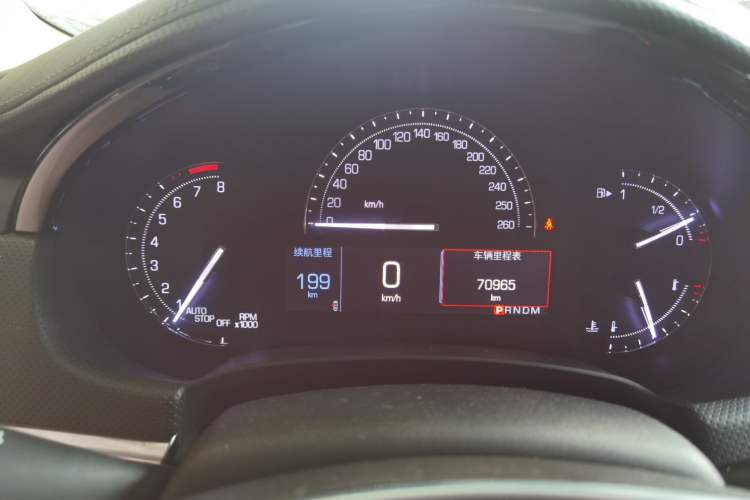 Used Cadillac XTS 2018 28T Tech Edition Odometer Close Up