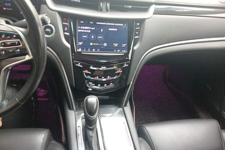 Used Cadillac XTS 2018 28T Tech Edition Audio And AC Panel