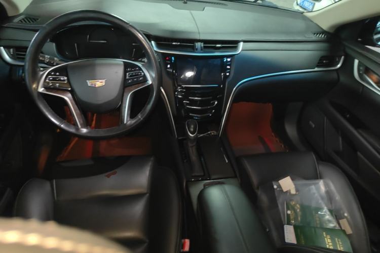 Used Cadillac XTS 2018 28T Tech Edition Center Console