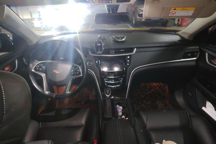 Used Cadillac XTS 2018 28T Tech Edition Center Console
