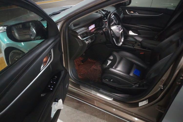 Used Cadillac XTS 2018 28T Tech Edition Driver Seat