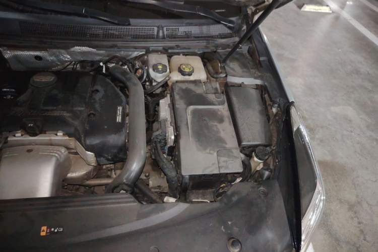 Used Cadillac XTS 2018 28T Tech Edition Engine Bay Left