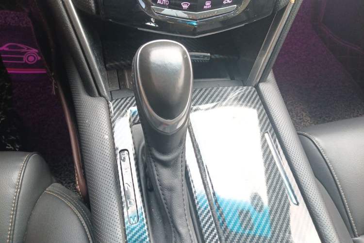 Used Cadillac XTS 2018 28T Tech Edition Gear Lever