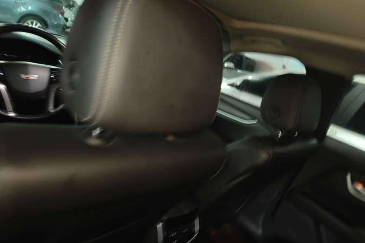 Used Cadillac XTS 2018 28T Tech Edition Headliner