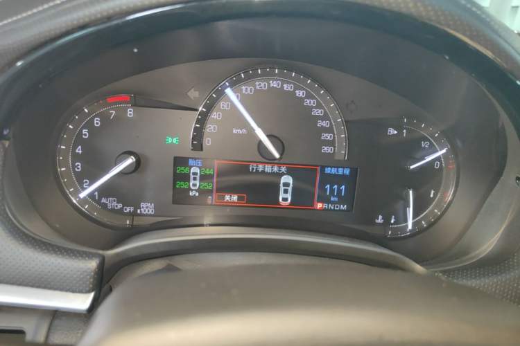 Used Cadillac XTS 2018 28T Tech Edition Instrument Cluster