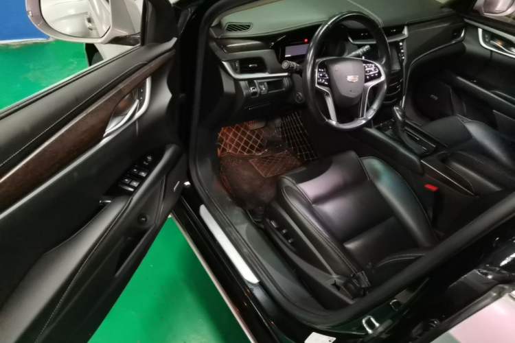 Used Cadillac XTS 2018 28T Elite Edition Driver Seat