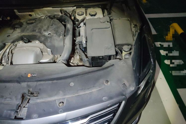 Used Cadillac XTS 2018 28T Elite Edition Engine Bay Left