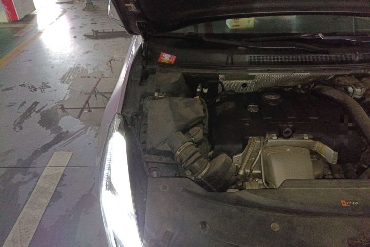 Used Cadillac XTS 2018 28T Tech Edition Engine Bay Right