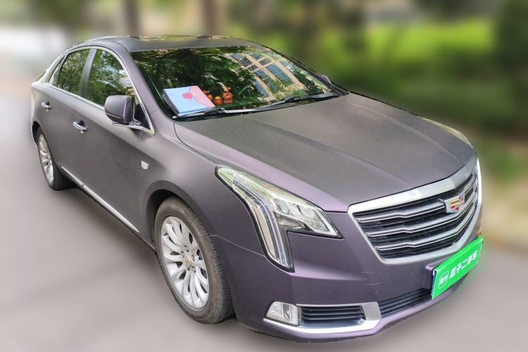 Used Cadillac XTS 2018 28T Elite Edition Front Right 45 Deg