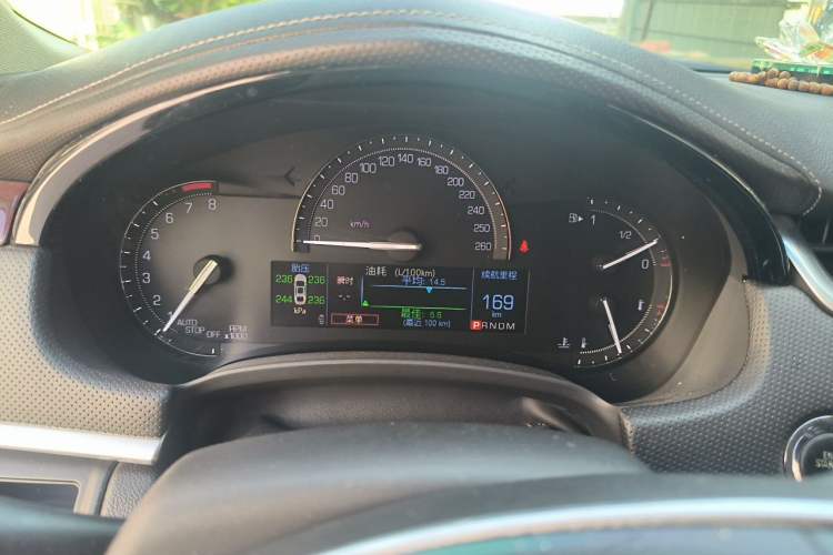 Used Cadillac XTS 2018 28T Tech Edition Instrument Cluster