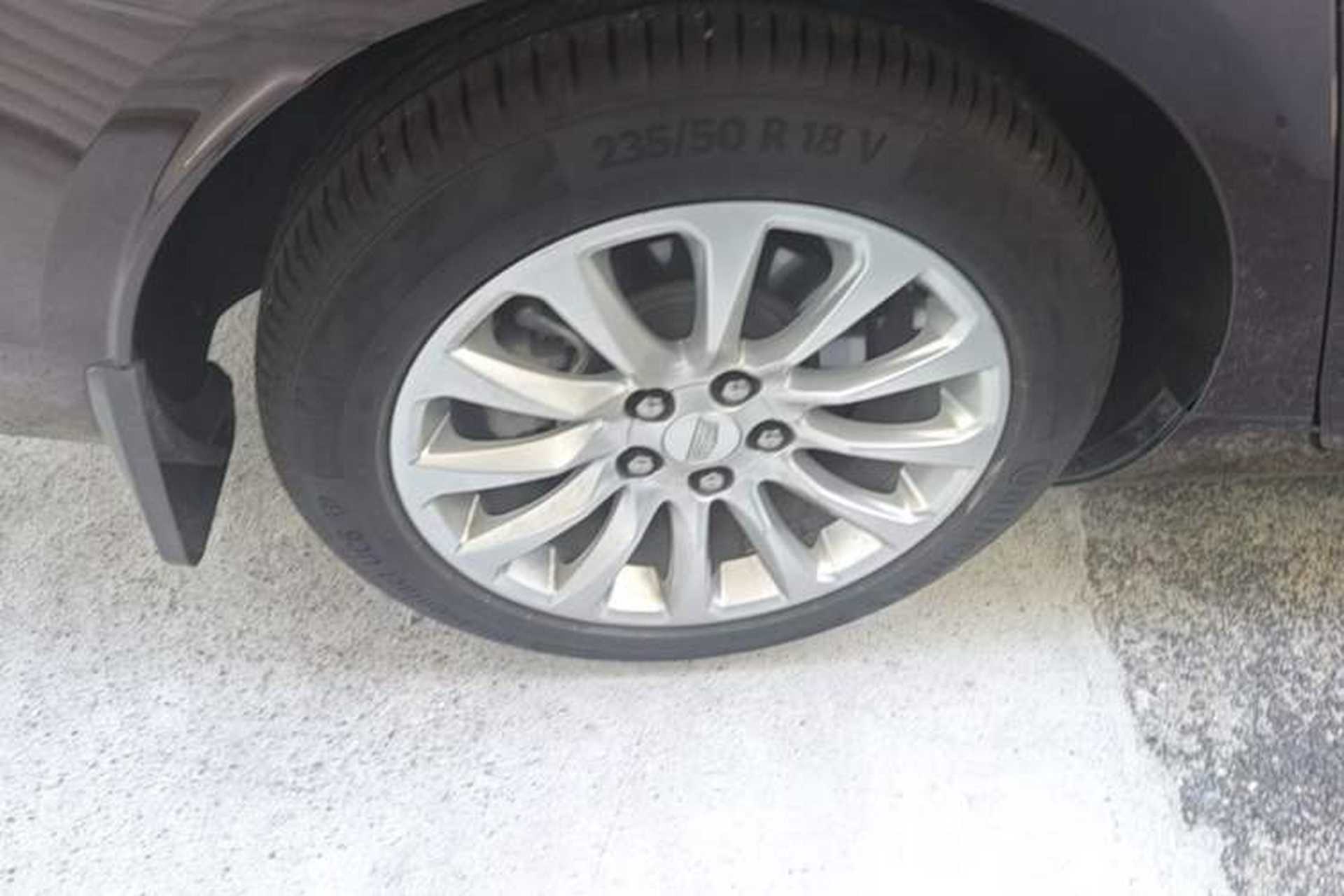 Used Cadillac XTS 2018 28T Tech Edition Right Rear Wheel Hub