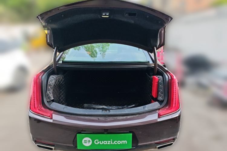 Used Cadillac XTS 2018 28T Elite Edition Trunk