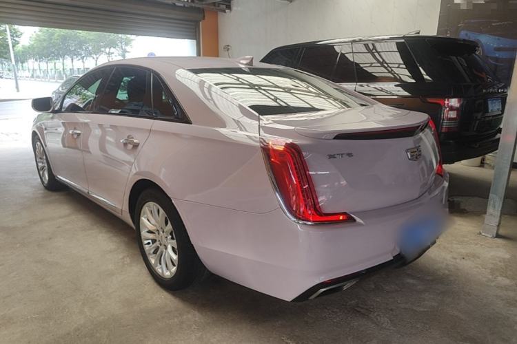 Used Cadillac XTS 2018 28T Tech Edition Rear Left 45 Deg