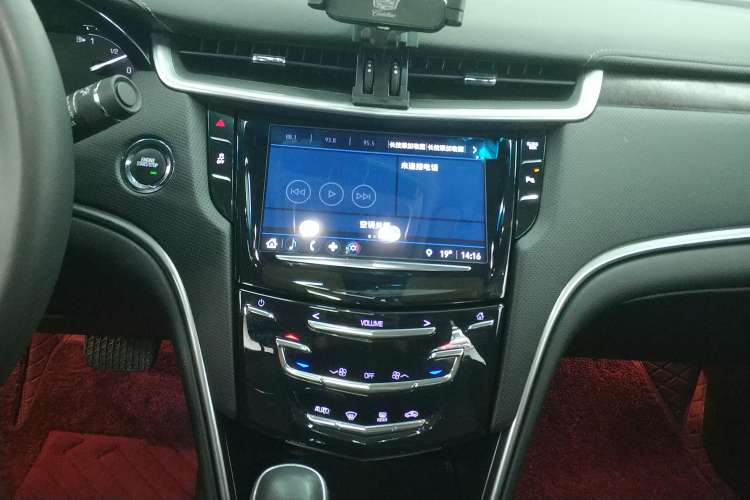 Used Cadillac XTS 2018 28T Elite Edition Audio And AC Panel
