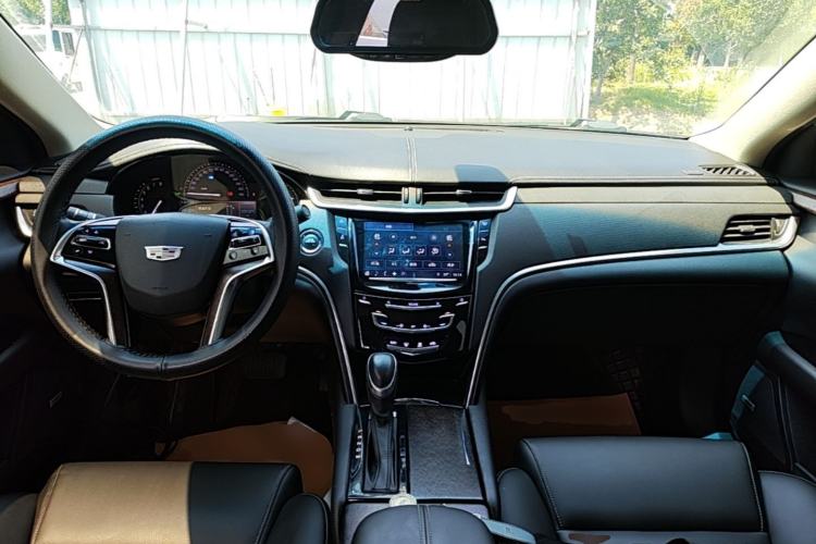 Used Cadillac XTS 2018 28T Tech Edition Center Console
