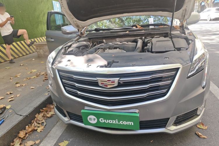 Used Cadillac XTS 2018 28T Elite Edition Engine Bay