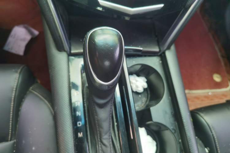 Used Cadillac XTS 2018 28T Tech Edition Gear Lever