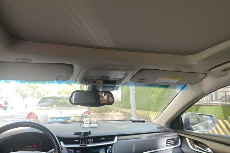 Used Cadillac XTS 2018 28T Elite Edition Headliner