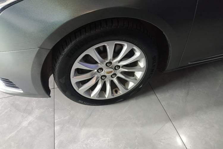 Used Cadillac XTS 2018 28T Tech Edition Left Front Wheel Hub